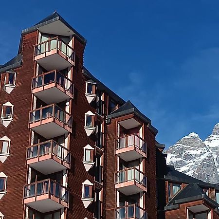Giomein Sporting Red House Breuil-Cervinia Exterior photo